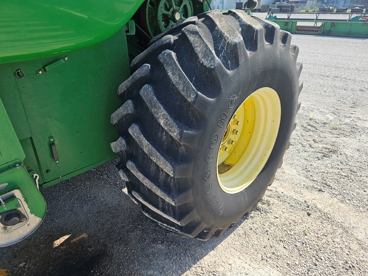 2004-john-deere-9560-image-24