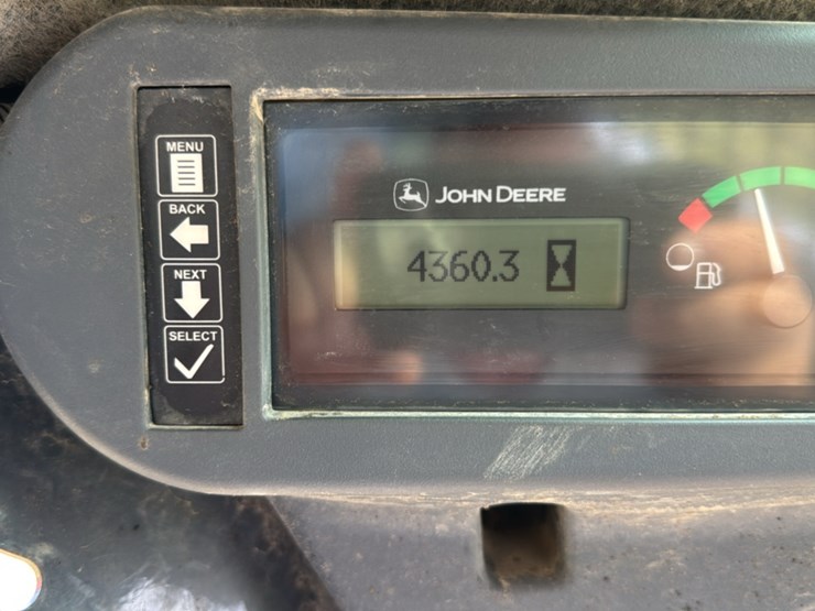 2019-deere-330g-image-10