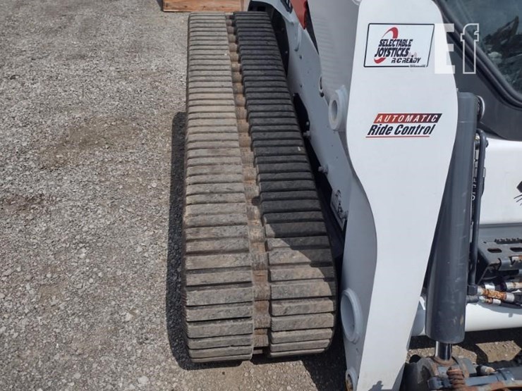 2023-bobcat-t770-image-36