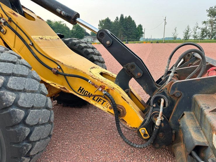 2006-caterpillar-924g-image-41