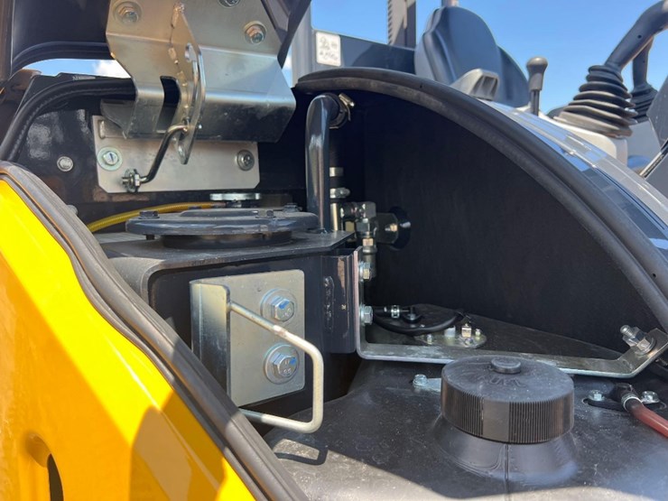 2023-deere-50g-image-17