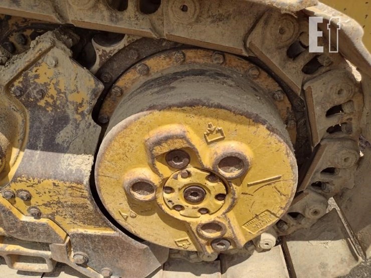 2005-caterpillar-963c-image-22