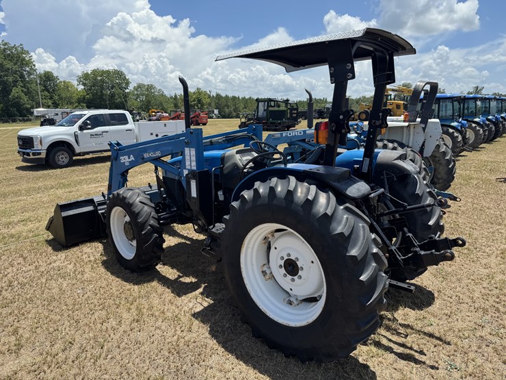 new-holland-tn65s-image-8