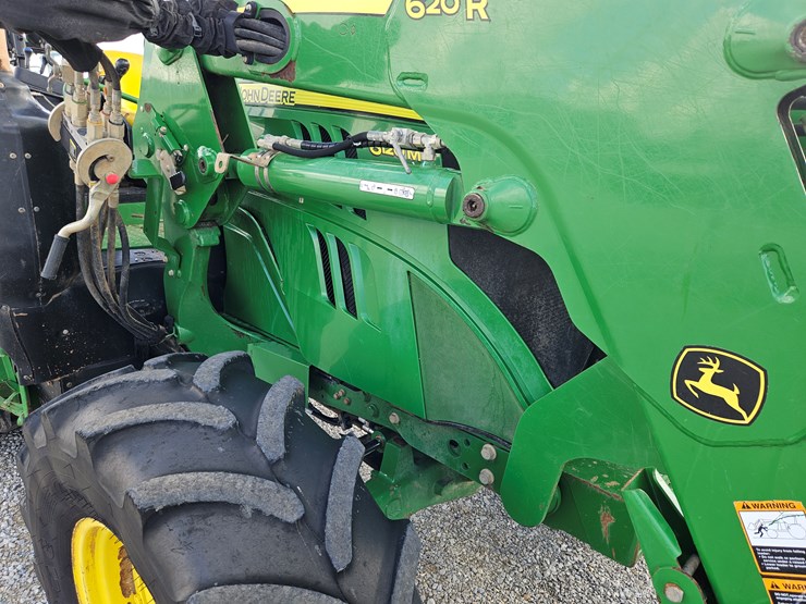 2017-john-deere-6120m-image-21