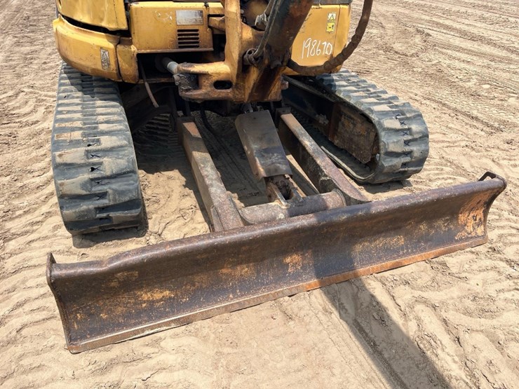 caterpillar-303.5c-cr-image-24