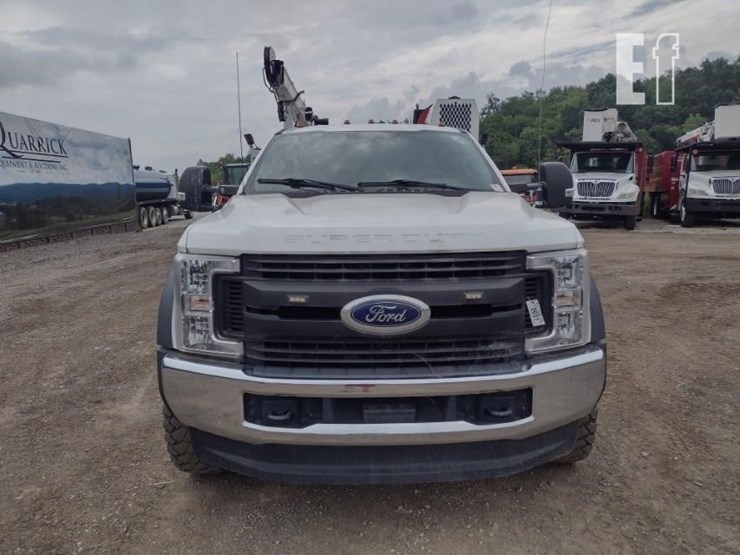 2019-ford-f550-image-2