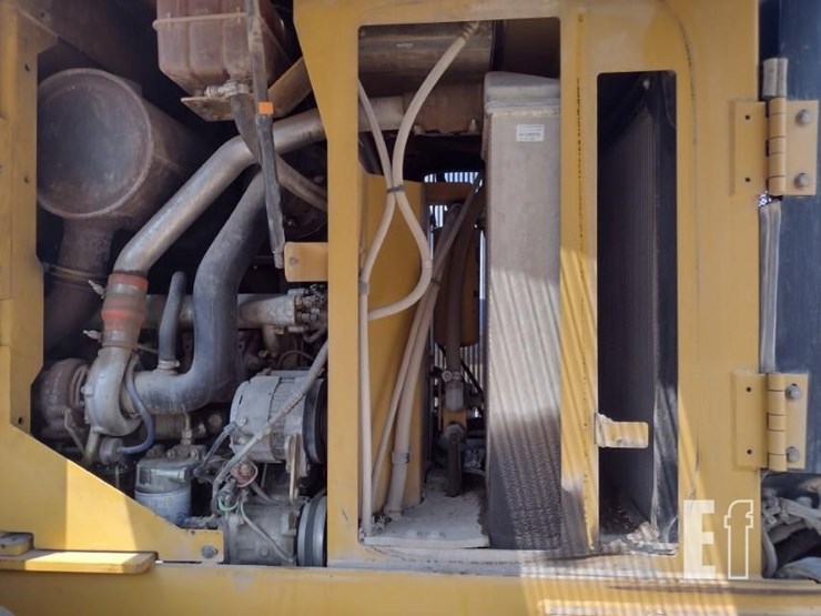 caterpillar-930g-image-25