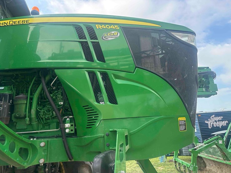 2018-john-deere-r4045-image-17