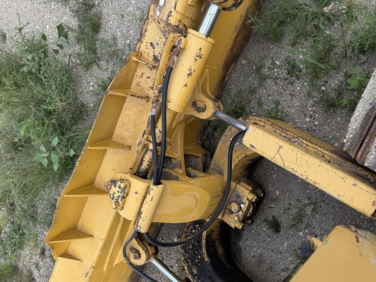 caterpillar-d5m-lgp-ii-image-26