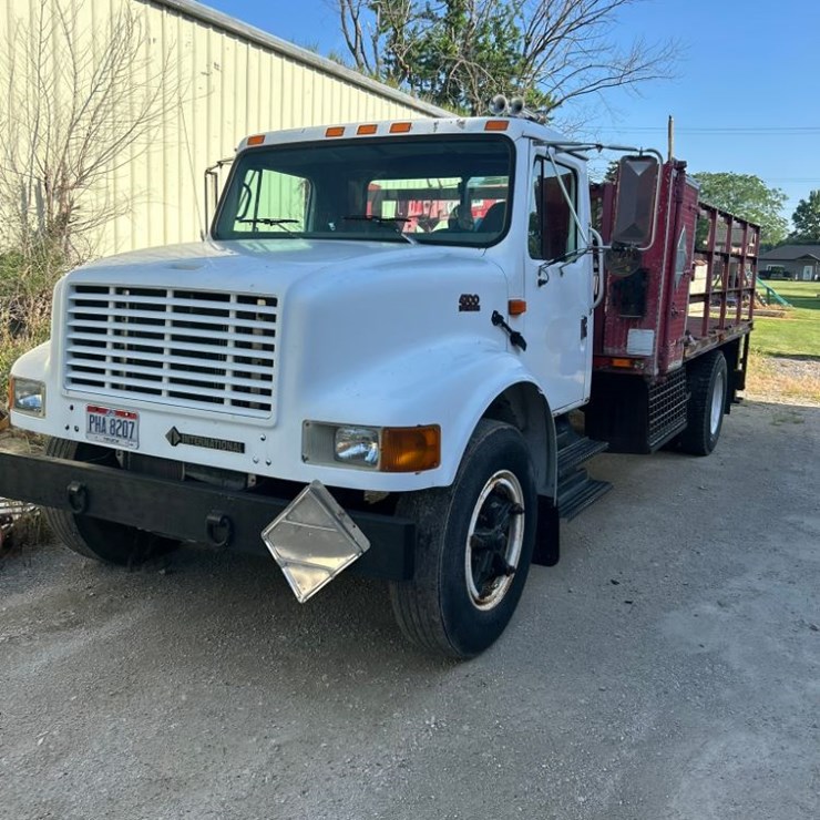 2001 INTERNATIONAL 4700
