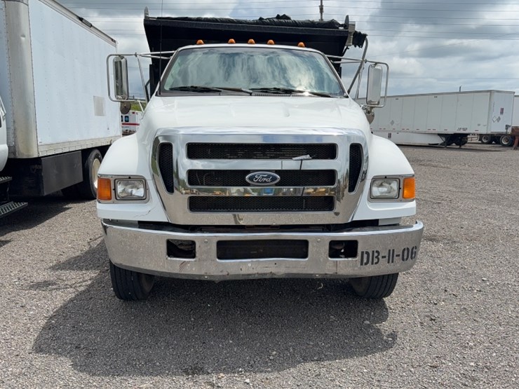 2006-ford-f650-image-2
