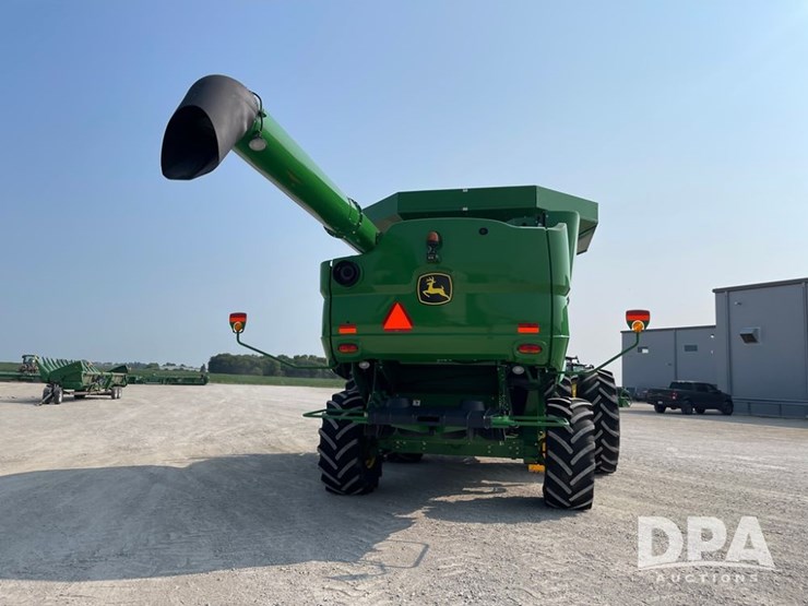 2016-john-deere-s690-image-13