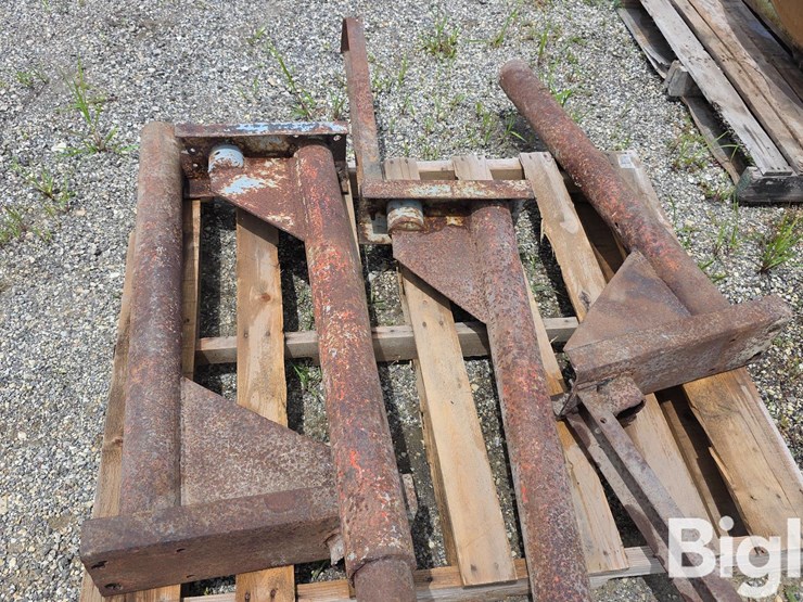 walsh-saddle-tanks-w/mounting-brackets-image-18