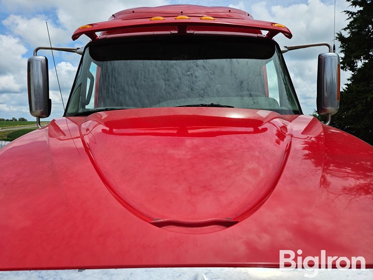 2013-international-prostar-image-9