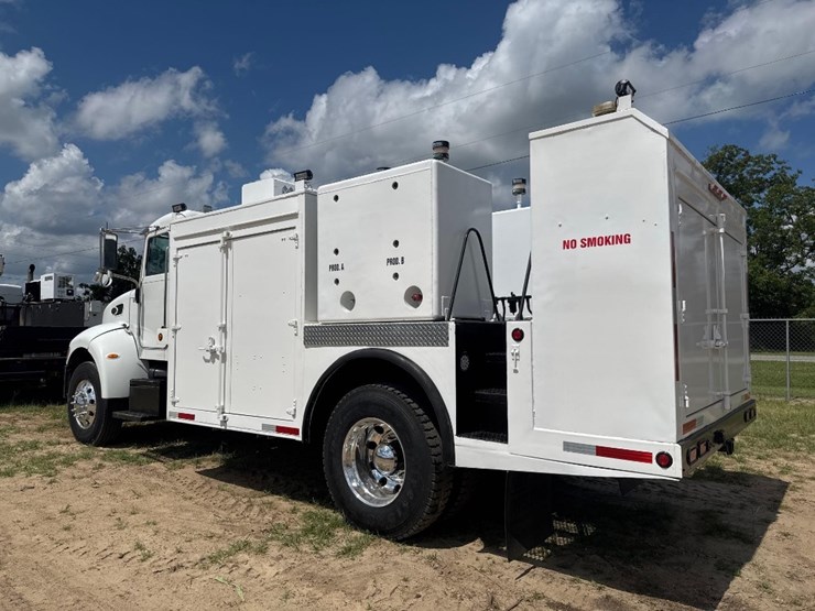 2007-peterbilt-pb335-lube-truck-image-8