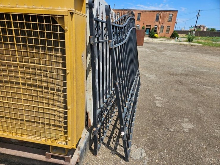 #2583-•-20'-wrought-iron-gates-image-6
