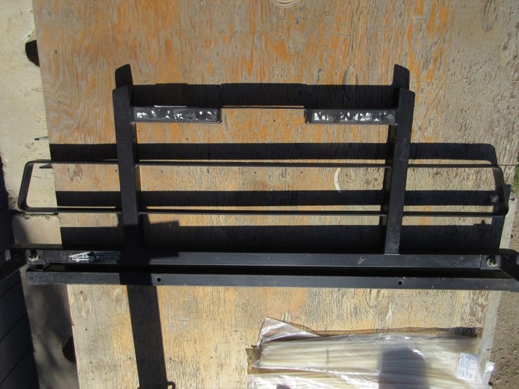 back-rack-pickup-truck-bed-headache-rack-image-5