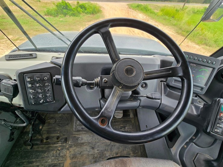 2018-deere-460e-image-42
