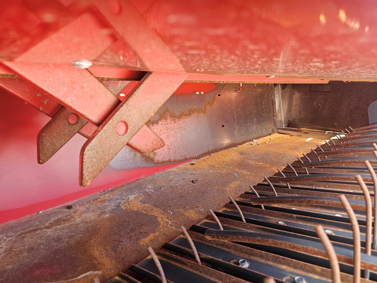 2022-case-ih-sb541c-image-4