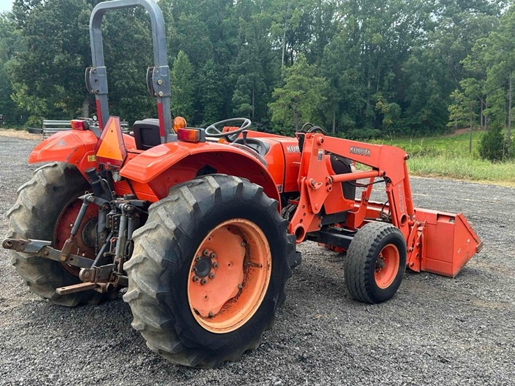 2007-kubota-m5040f-image-4