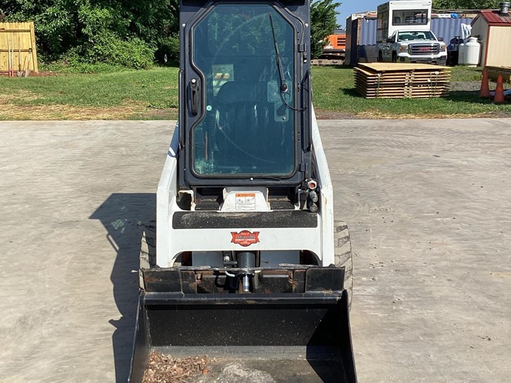 2014-bobcat-s70-image-7