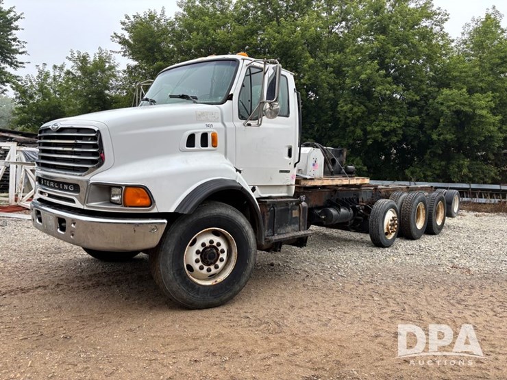 2001-sterling-truck-(dr11851-unit-9459)-image-7