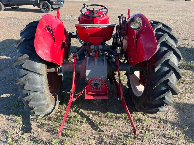 massey-ferguson-35-image-6
