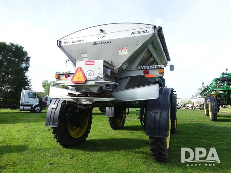 2019-john-deere-r4045-image-22