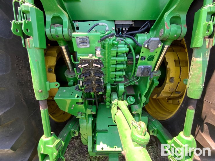 2005-john-deere-8520-image-10