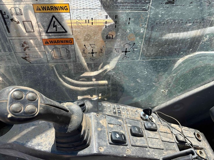 2012-volvo-ec250dl-image-20