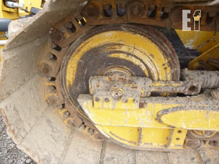 2021-deere-650k-lgp-image-28