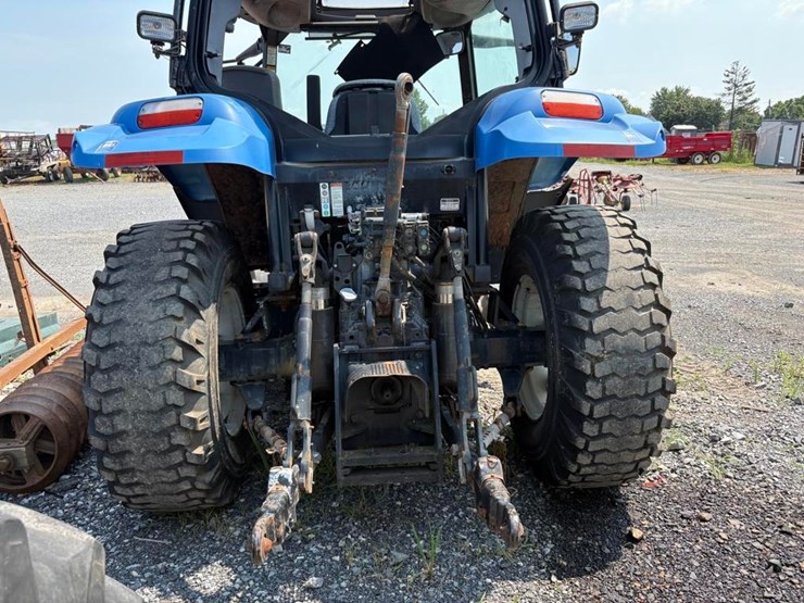 new-holland-t6020-image-8