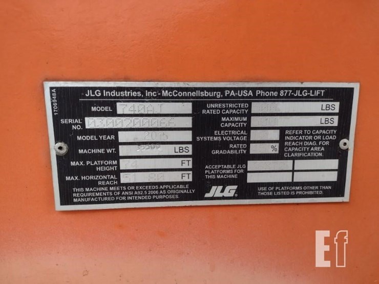2015-jlg-740aj-image-5