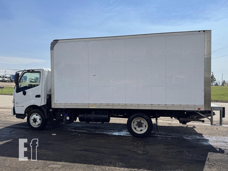 2018-hino-195-image-7