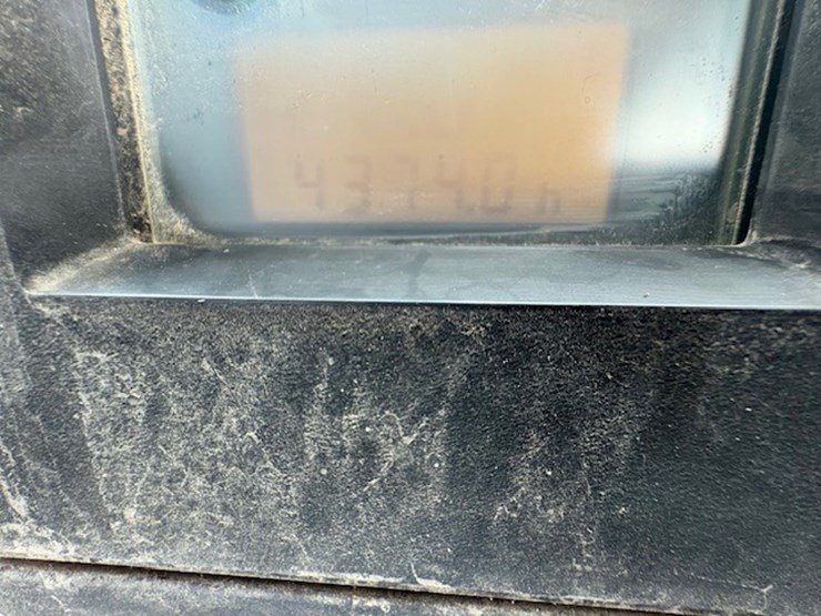 john-deere-8560-image-57
