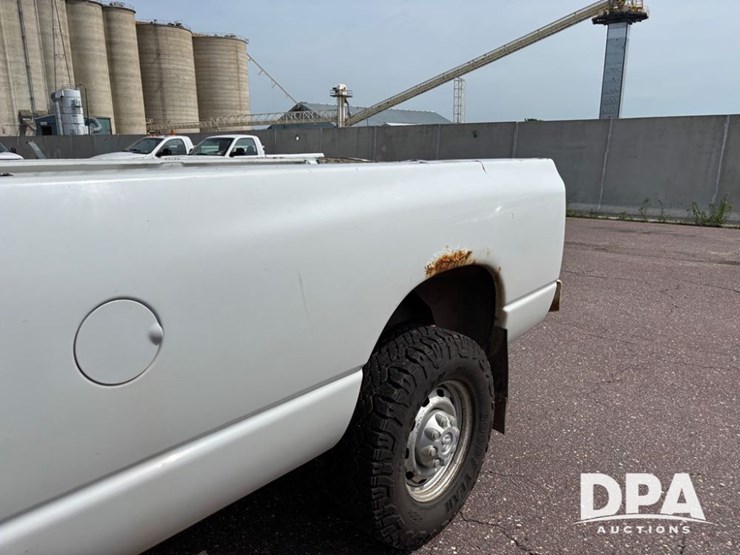 2006-dodge-ram-2500-image-29