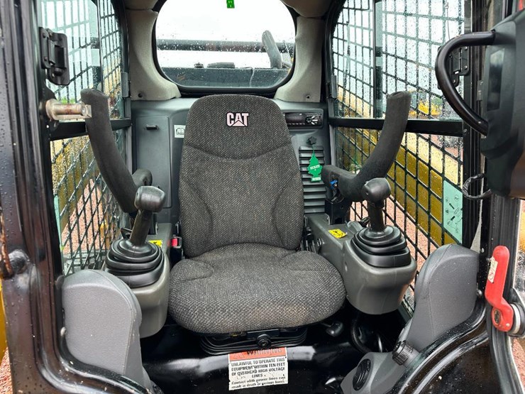2018-caterpillar-272d2-image-28