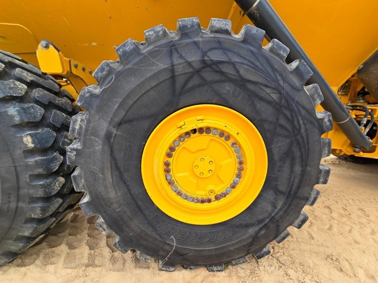 2018-deere-460e-image-67