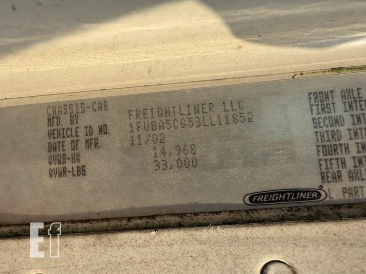 2003-freightliner-columbia-120-image-12