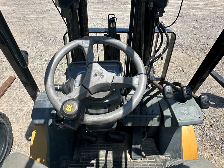 caterpillar-c5000-image-39