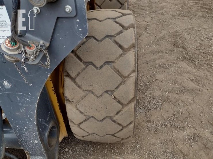 deere-324g-image-19