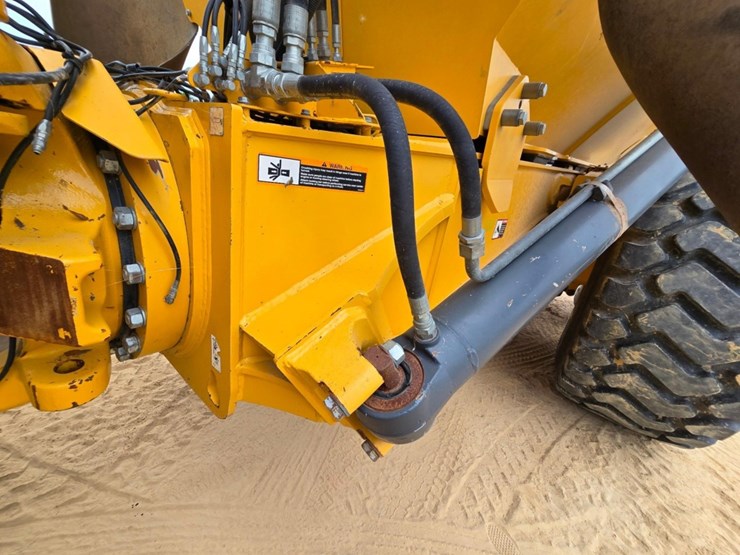 2018-deere-460e-image-62