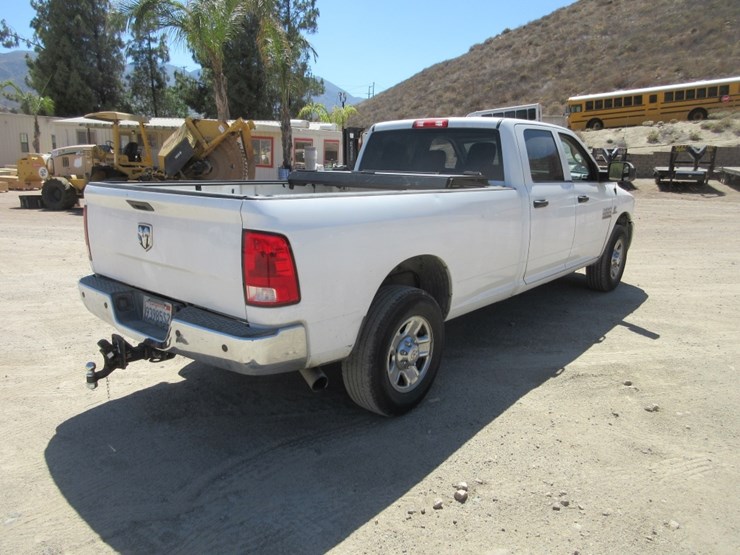2018-dodge-ram-2500hd-image-3