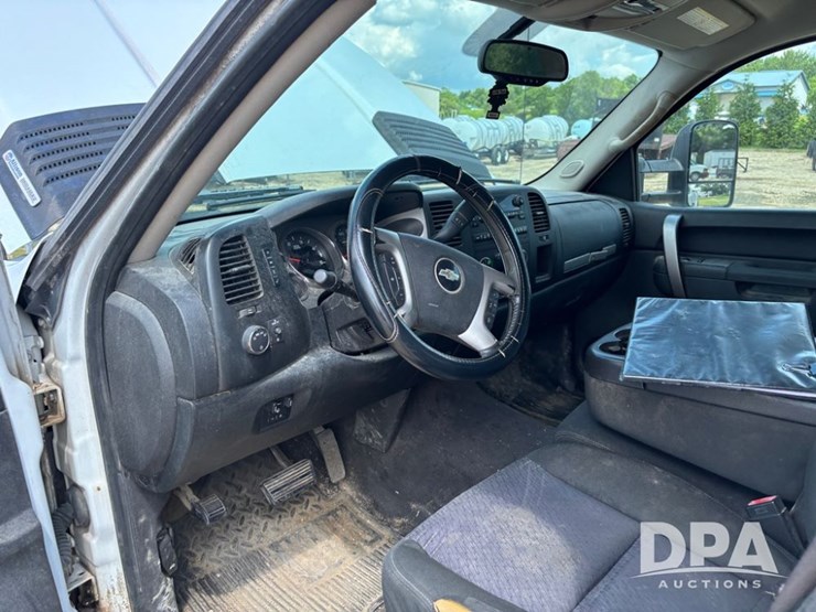 2010-chevy-2500hd-pickup-(dr11857)-image-47