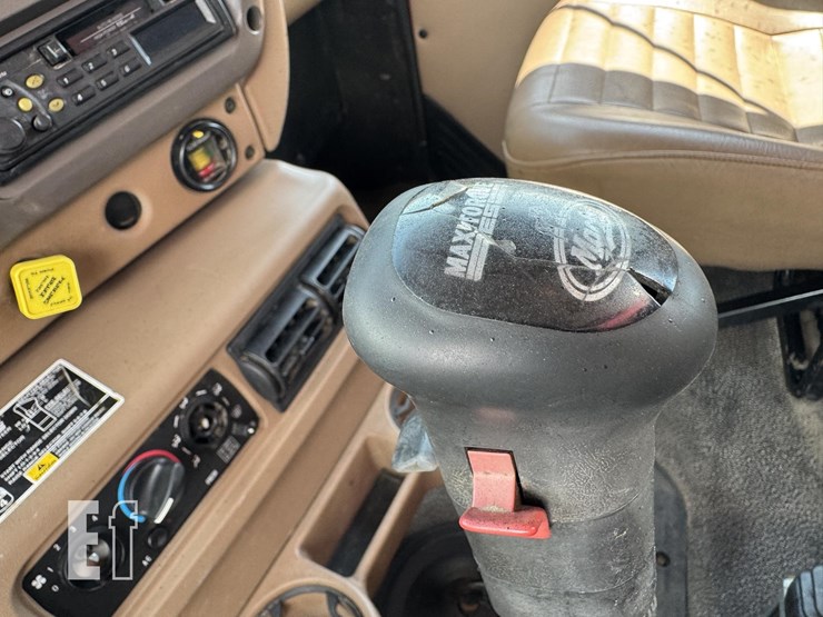 2004-mack-granite-cv713-image-50