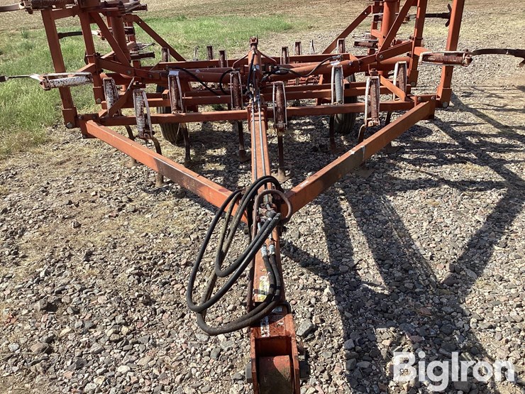 wil-rich-20'-field-cultivator-image-10