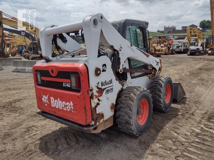 2021-bobcat-s740-image-28