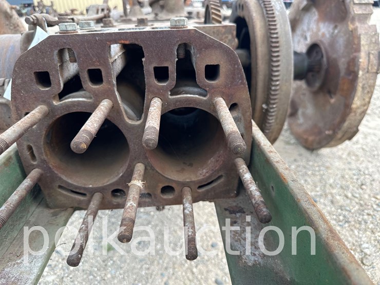 john-deere-b-image-5