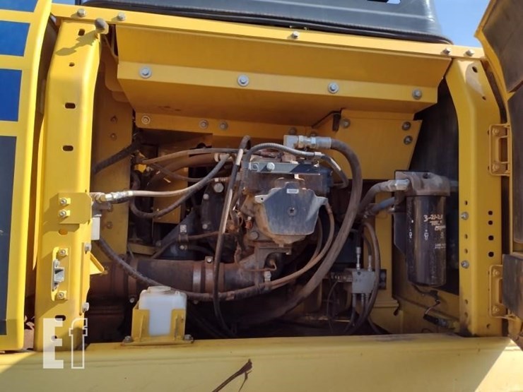 2019-komatsu-pc390-lc-11-image-42