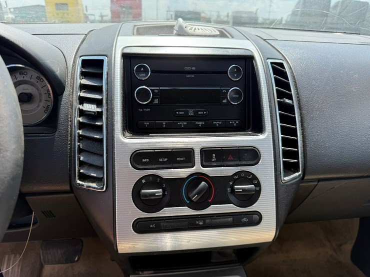 2008-ford-edge-image-21